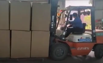 Pošiljanje filtrskih kroglic v Čile